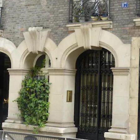 Notre Dame And River Seine Apartment Paris Bagian luar foto