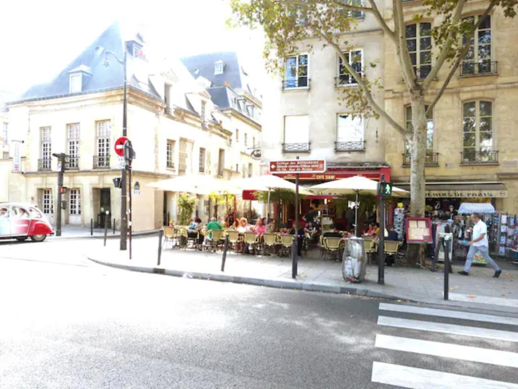 Notre Dame And River Seine Apartment Paris Bagian luar foto